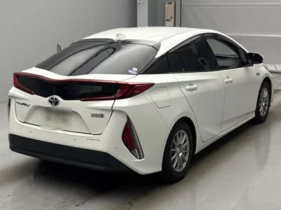 Toyota PRIUS PHV