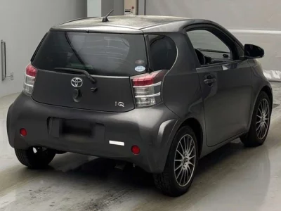 Toyota IQ