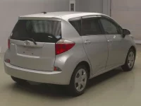 Toyota RACTIS лот № 80536 оценка 3.5  с аукциона в Японии 1