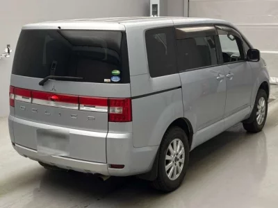 Mitsubishi DELICA D5
