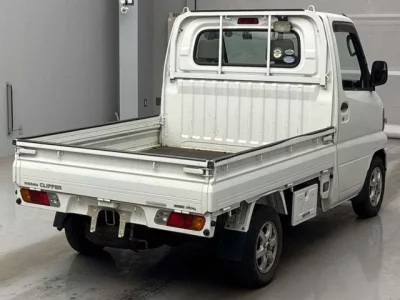 Nissan CLIPPER TRUCK