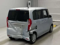 Honda N BOX лот № 3271 оценка R  с аукциона в Японии 1