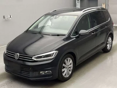 Volkswagen GOLF TOURAN
