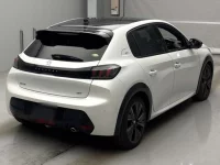 Peugeot 208 лот № 5075 оценка 3.5  с аукциона в Японии 1