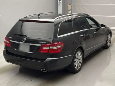 Mercedes-Benz E CLASS WAGON