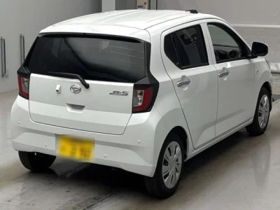 Daihatsu MIRA E S