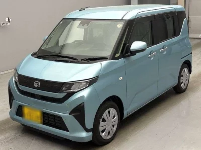 Daihatsu MOVE  с аукциона в Японии