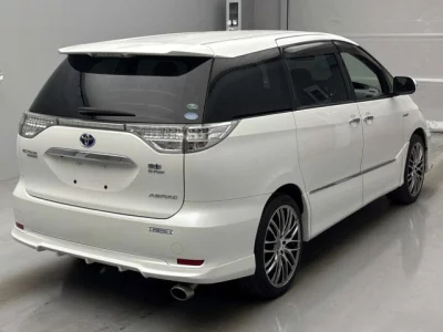 Toyota ESTIMA HYBRID