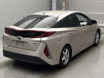 Toyota PRIUS PHV