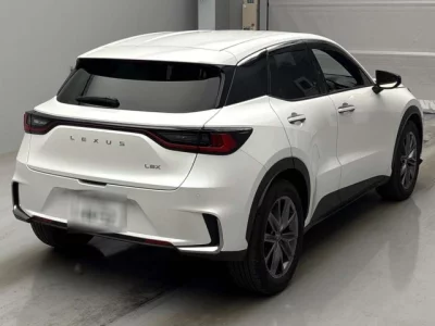 Lexus LBX