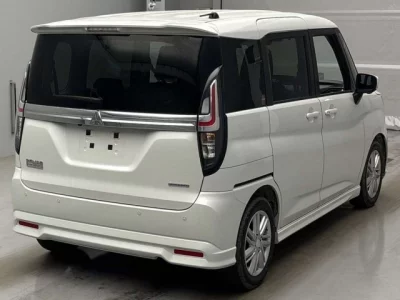 Mitsubishi DELICA D2