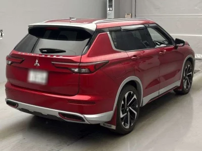 Mitsubishi OUTLANDER PHEV