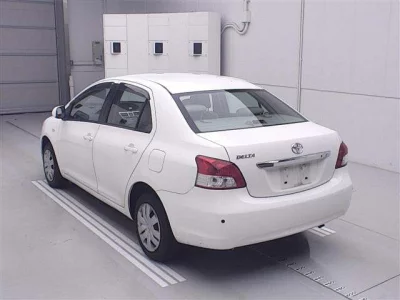 Toyota BELTA  с аукциона в Японии