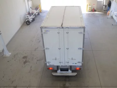 Toyota DYNA  с аукциона в Японии