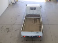 Toyota DYNA лот № 1379 оценка 3.5  с аукциона в Японии 2