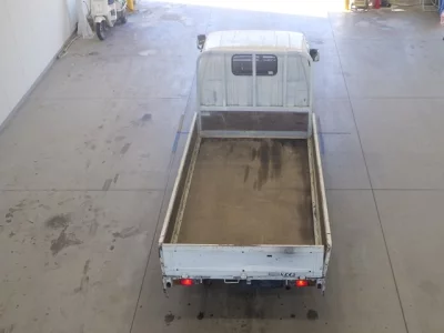 Toyota DYNA  с аукциона в Японии