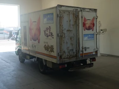 Toyota DYNA  с аукциона в Японии