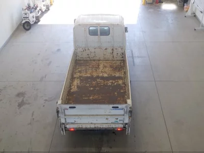 Toyota DYNA  с аукциона в Японии