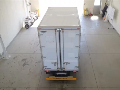 Toyota DYNA  с аукциона в Японии