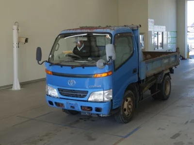 Toyota DYNA  с аукциона в Японии
