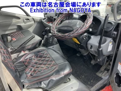 Toyota DYNA  с аукциона в Японии