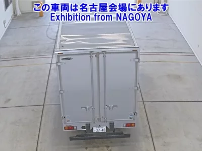 Toyota DYNA  с аукциона в Японии