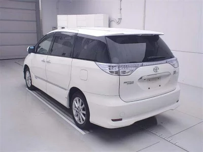 Toyota ESTIMA HYBRID