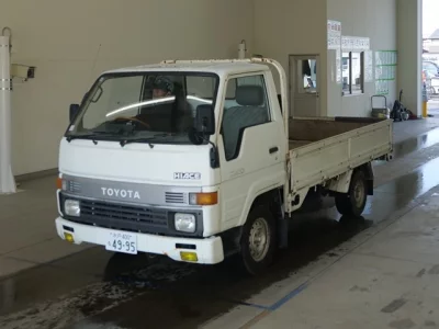 Toyota HIACE TRUCK