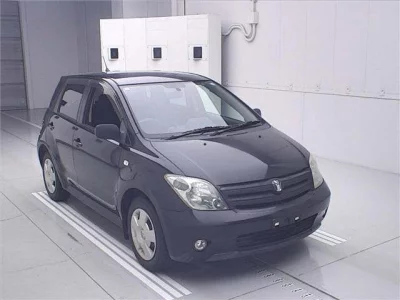 Toyota IST