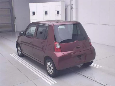 Daihatsu Esse