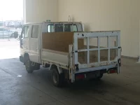 Nissan ATLAS лот № 1041 оценка 3.5  с аукциона в Японии 1