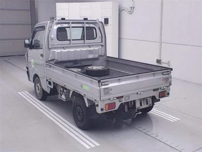Nissan CLIPPER TRUCK