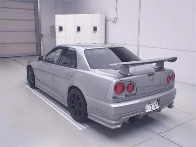 Nissan SKYLINE