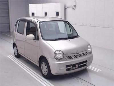 Daihatsu MOVE LATTE