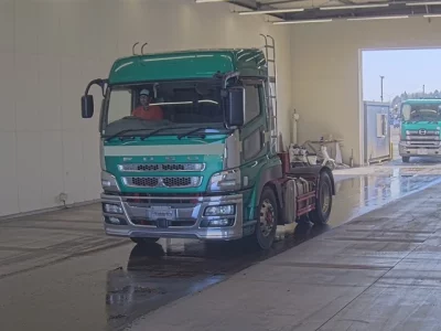 Mitsubishi FUSO TRUCK  с аукциона в Японии