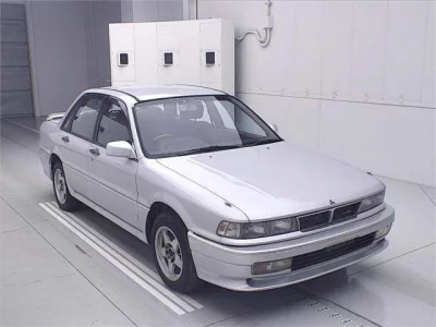 Mitsubishi GALANT