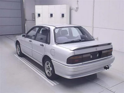 Mitsubishi GALANT