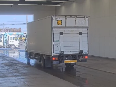 Mitsubishi FUSO FIGHTER  с аукциона в Японии