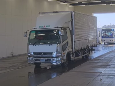 Mitsubishi FUSO FIGHTER