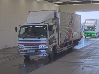 Mitsubishi FUSO FIGHTER