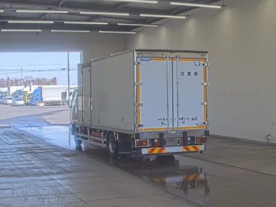 Mitsubishi FUSO FIGHTER