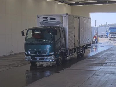 Mitsubishi FUSO FIGHTER