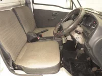 Suzuki CARRY TRUCK лот № 70135 оценка 3.5  с аукциона в Японии 4