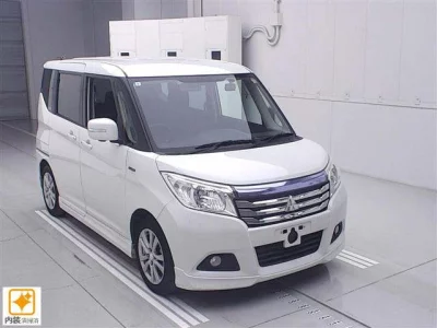 Mitsubishi DELICA D2
