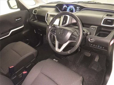 Mitsubishi DELICA D2