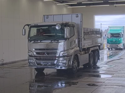 Mitsubishi SUPER GREAT