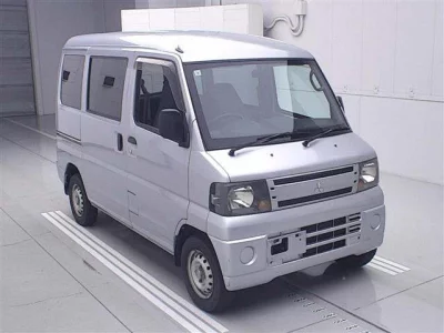 Mitsubishi MINICAB VAN