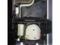 Mazda VERISA лот № 70202 оценка 3.5  с аукциона в Японии 9