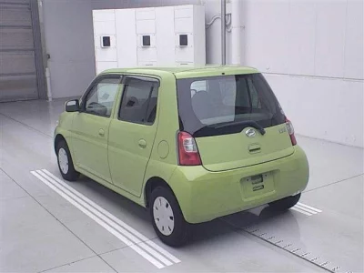 Daihatsu Esse