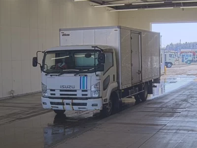 Isuzu FORWARD